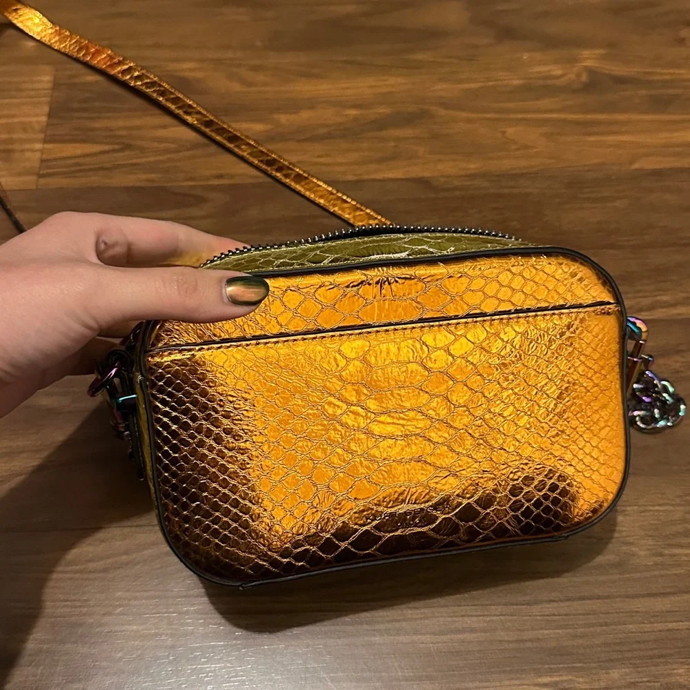 Kurt Geiger Metallic Pink Crossbody Bag - Picture 3 of 3